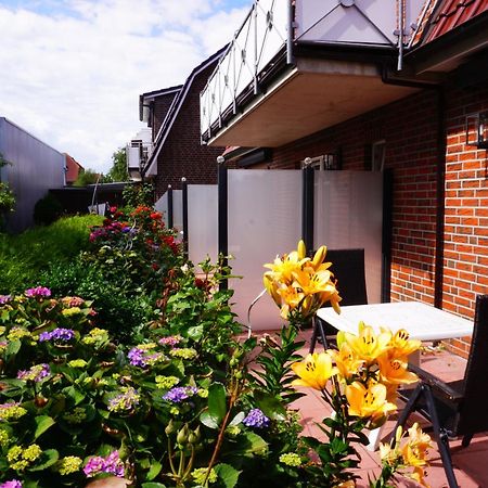 Hotel Pension Julia Norddeich  Exterior photo